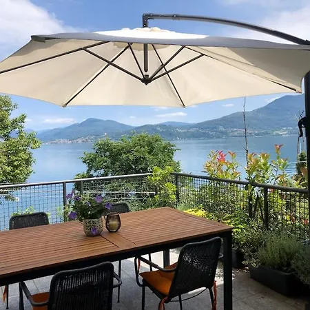 Ciao Lago: Front Row View * Oggebbio
