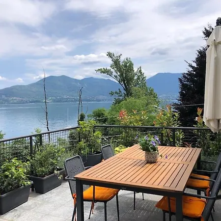 Appartement Ciao Lago: Front Row View *