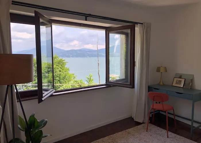 Ciao Lago: Front Row View Apartament *